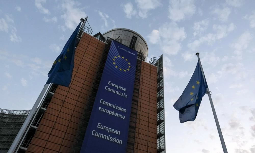 «Αγώνας δρόμου» για να ξεκλειδώσει η 1η δόση των 3,8 δισ. ευρώ